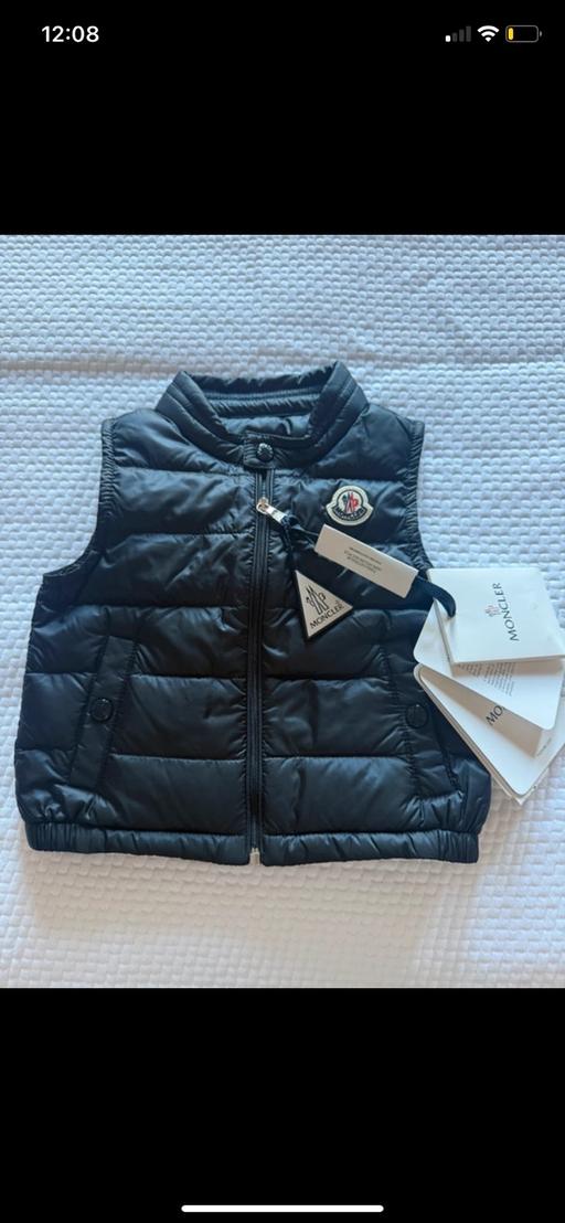 Buy & Sell Thorpe Astley Blaby - Photos for Moncler gilet