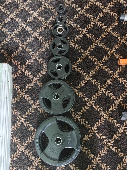 Buy & Sell Lees Oldham - Photos for Olympic 2” Weight Plate set 80Kg + Micro