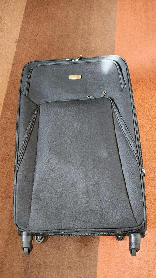 Buy & Sell West Bowling Bradford - Photos for suitcase 80 cm length 50 cm width black good