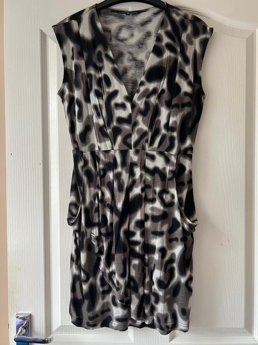 Buy & Sell Easington Lane Sunderland - Photos for Womens Dress