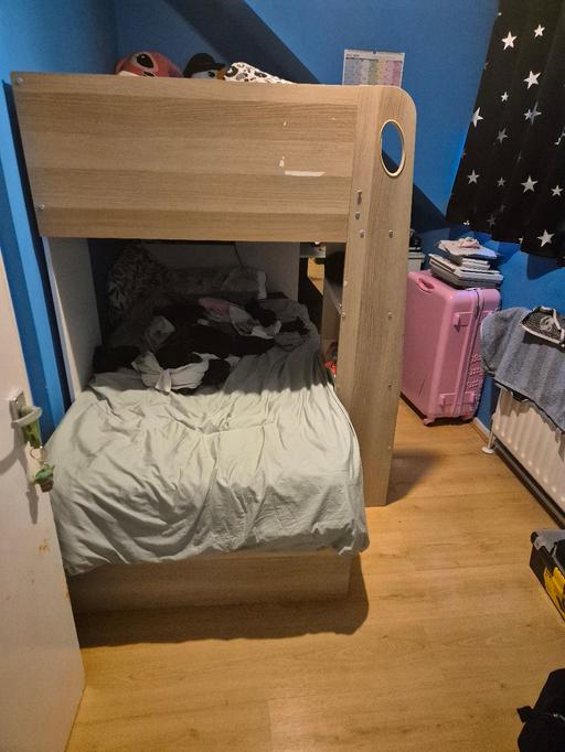 Buy & Sell Primrose Hill North West London - Photos for Bunk bed and pull out desk.