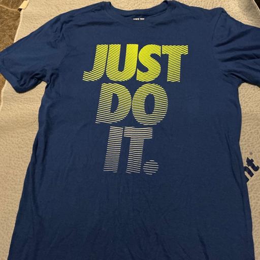Buy & Sell Ringstead North Northamptonshire - Photos for Men’s Nike t shirt size Small