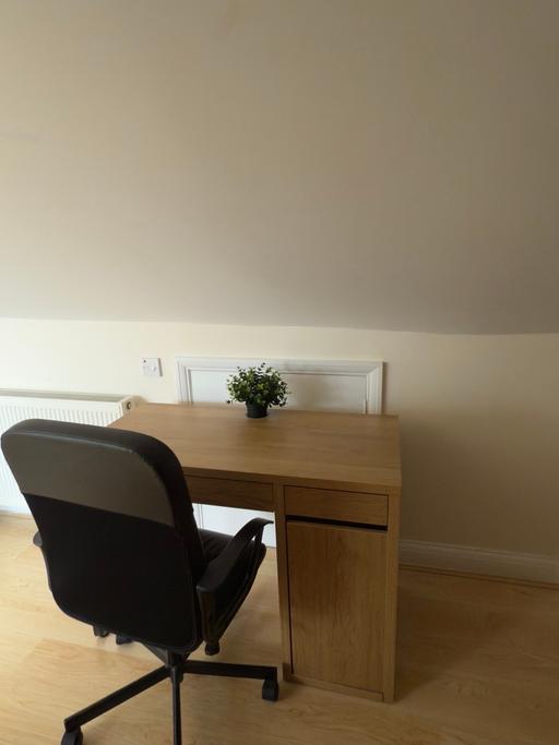 Buy & Sell Hanger Lane West London - Photos for IKEA DESK & CHAIR