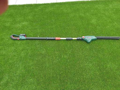 Buy & Sell Bonehill Lichfield - Photos for Bosh hedge cutter Battery model