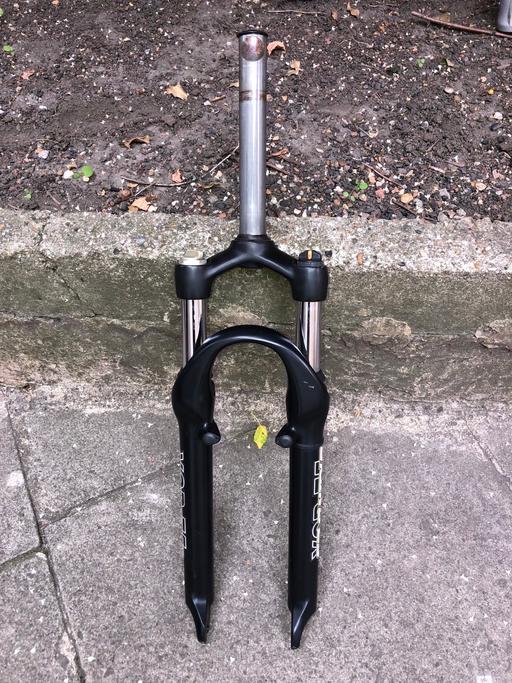 Buy & Sell Willesden North West London - Photos for Suntour XCP75 fork, 26”, 75mm, 200mm, Straigh