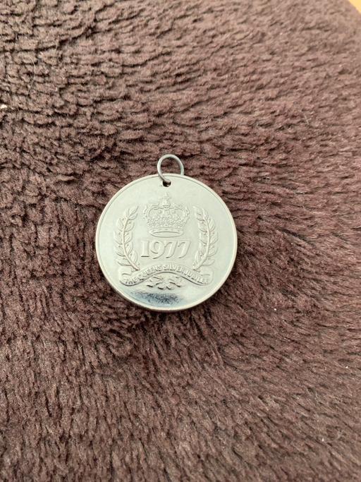 Buy & Sell Bentley Walsall - Photos for Coin Queen Elizabeth silver jubilee 1977