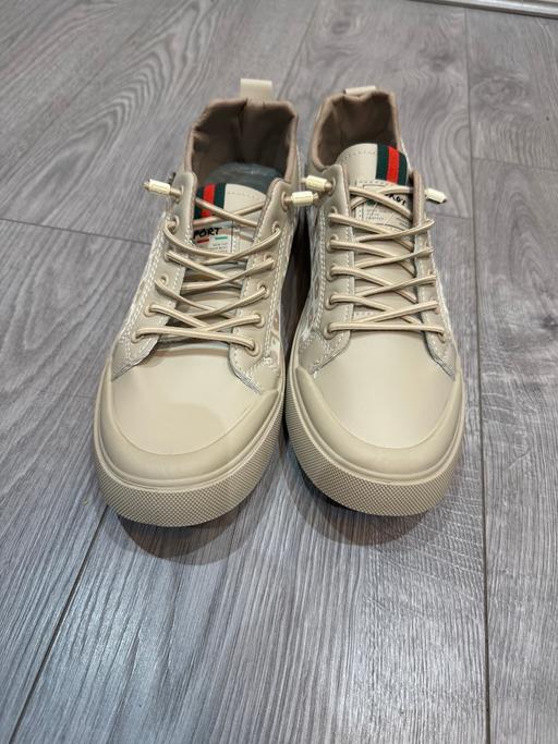 Buy & Sell Farnworth Bolton - Photos for Stylish Trainers - Brand new, Beige Size 9