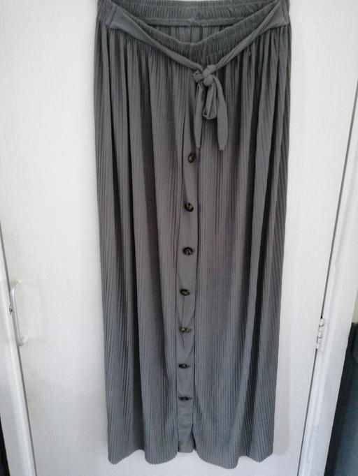 Buy & Sell Wednesfield Wolverhampton - Photos for ladies skirt think fit about *XL*