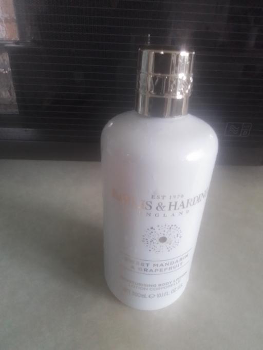 Buy & Sell Aldridge Walsall - Photos for BRAND NEW BAYLIS & HARDING BODY LOTION