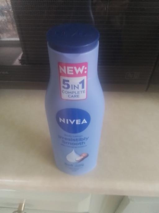 Buy & Sell Aldridge Walsall - Photos for BRAND NEW nivea irresistible smooth body lot
