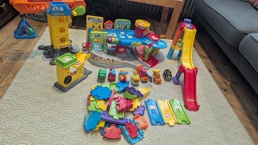 Buy & Sell Brixton South East London - Photos for Toot Toot Garage, Crane and Race Slide