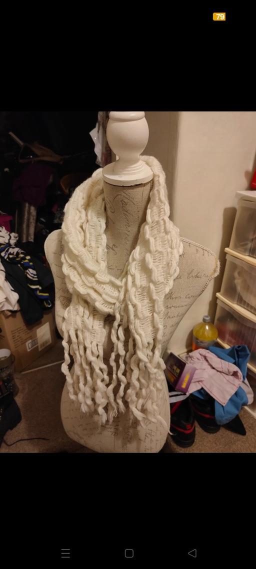 Buy & Sell Ponthenry Carmarthenshire - Wales - Photos for scarf