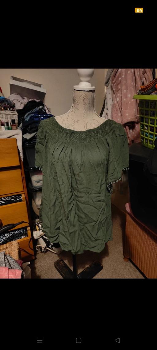 Buy & Sell Ponthenry Carmarthenshire - Wales - Photos for Off the shoulder top