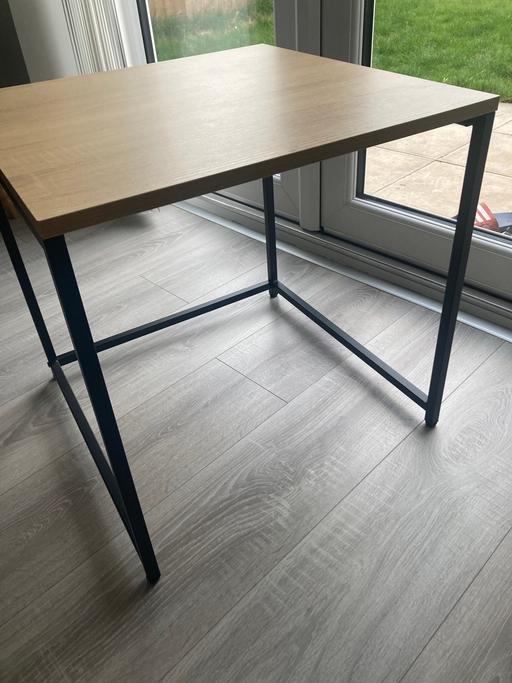 Buy & Sell Deansgate Manchester - Photos for Wooden oak table