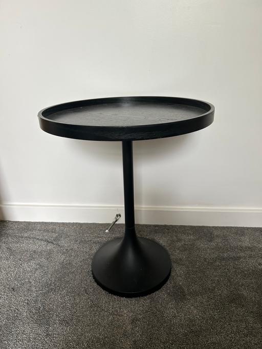 Buy & Sell Saint Albans St. Albans - Photos for Side table