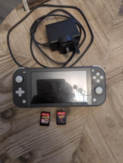 Buy & Sell Woodsetton Dudley - Photos for Nintendo switch lite