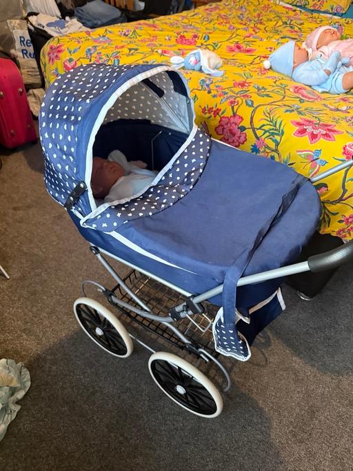 Buy & Sell Conisbrough Doncaster - Photos for Dolls pram