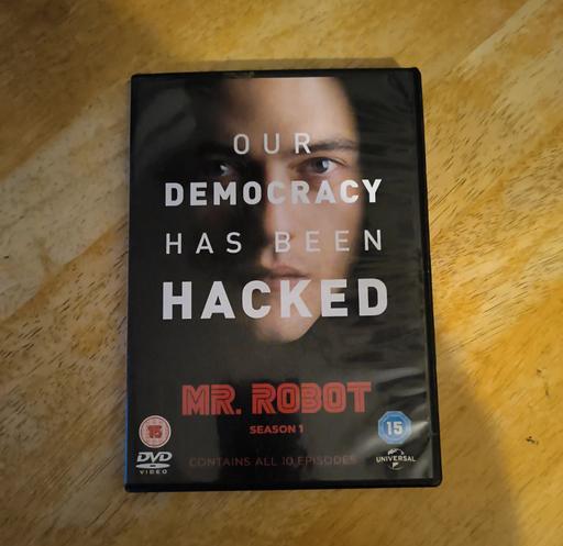 Buy & Sell Carnoustie Angus - Photos for MR Robot - Season 1