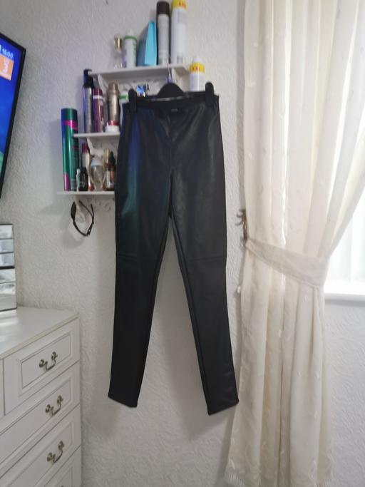 Buy & Sell Dalton-Le-Dale County Durham - Photos for SIZE 8.LEATHER LOOK TROUSERS NEW CONDITION