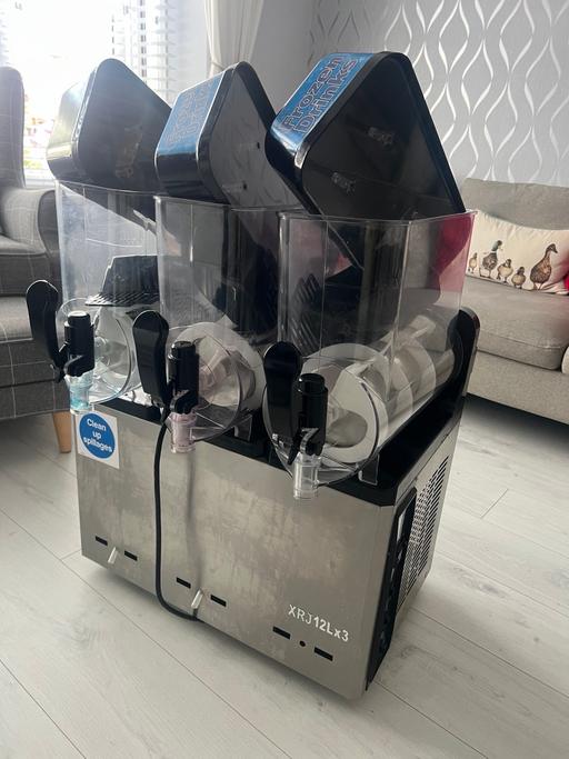 Buy & Sell Lytham Saint Annes Fylde - Photos for Slush machine