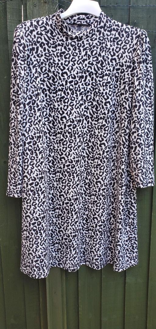 Buy & Sell Longley Sheffield - Photos for larger Ladies dress