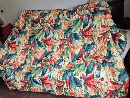 Buy & Sell Hayley Green Dudley - Photos for Large King Sized Bed Throw. As New