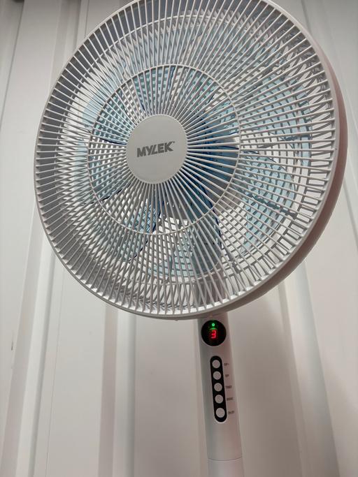 Buy & Sell Rodley Leeds - Photos for 61 Inch Pedestal Fan - Brand New
