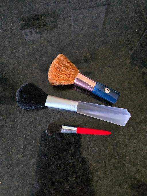 Buy & Sell Rowley Regis Sandwell - Photos for 3 makeup brushes