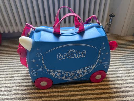 Buy & Sell Blackheath Royal Standard South East London - Photos for Trunki Pearl Princess Carriage RideOn Case