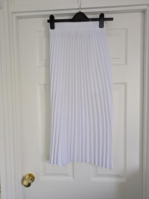 Buy & Sell Churchbridge South Staffordshire - Photos for Skirt white pleated