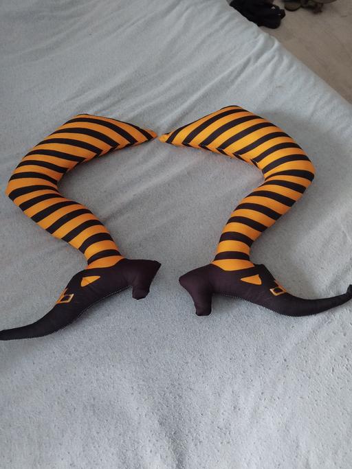 Buy & Sell Ormesby Middlesbrough - Photos for witches legs
