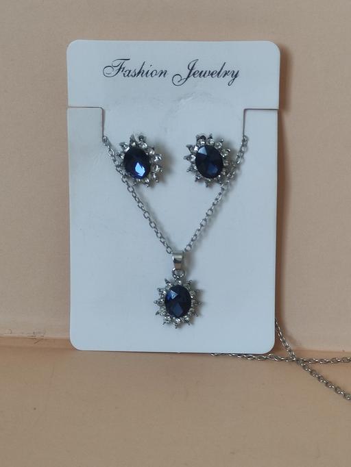 Buy & Sell Grafton Street Industrial Estate West Northamptonshire - Photos for Beautiful jewellery set