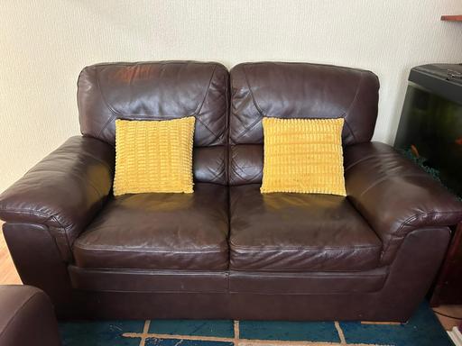 Buy & Sell Tividale Sandwell - Photos for 2, 2seater settees, brown leather