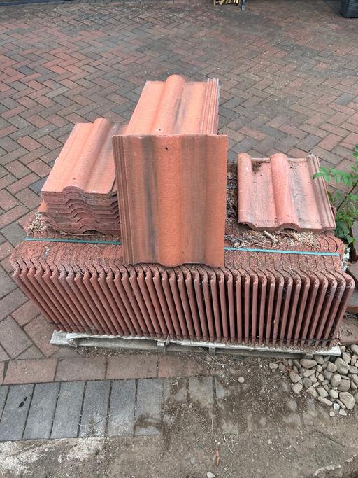 Buy & Sell Redhill Shropshire - Photos for FREE - Surplus Roof Tiles - 100+