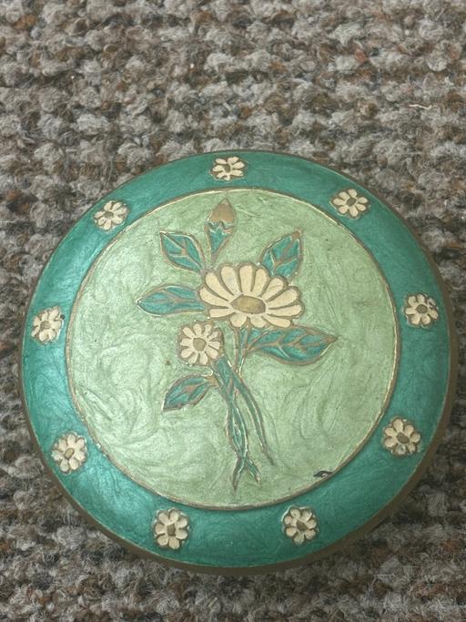 Buy & Sell Kidbrooke South East London - Photos for Vintage brass hand painted colosonnie dish
