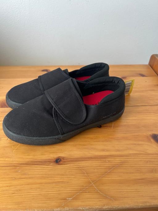 Buy & Sell Wednesbury Sandwell - Photos for Black school plimsolls / pumps size 1 new