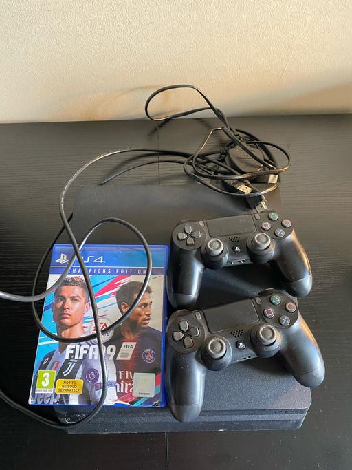 Buy & Sell Burslem Stoke-on-Trent - Photos for FIFA 19 Champions Edition 1TB PS4 - Early Acc