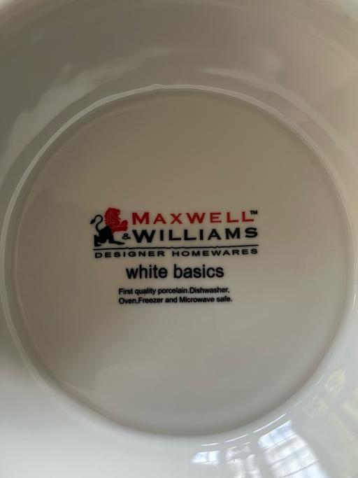 Buy & Sell Riddlesdown South East London - Photos for Porcelain soup terrine white dining kitchen
