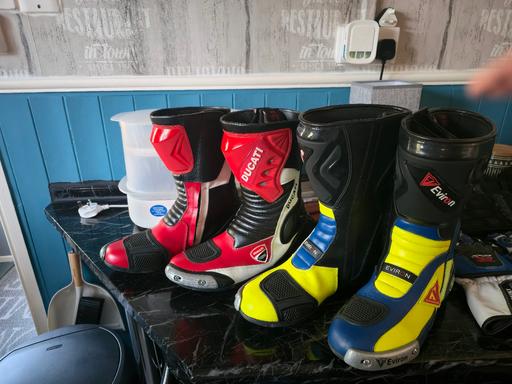 Vehicles Yardley Birmingham - Photos for bike boots and gloves