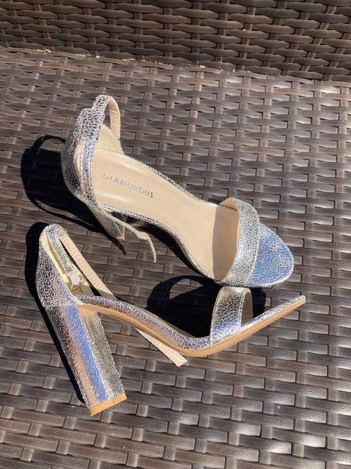 Buy & Sell Hagley Bromsgrove - Photos for Silver ankle strap shoes
