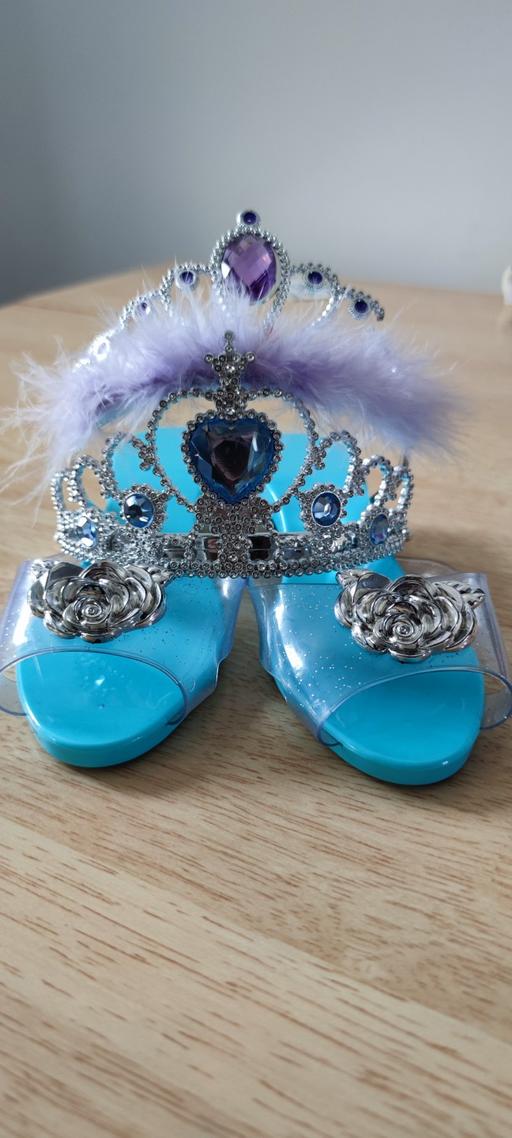 Buy & Sell Stretton East Staffordshire - Photos for Mini Princess Dress-Up Set:👠+2x👑