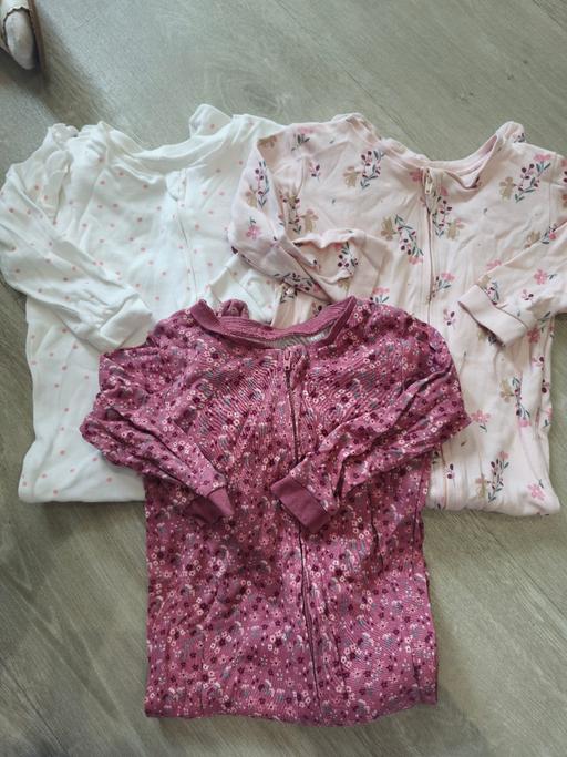 Buy & Sell Goose Green Wigan - Photos for girls sleepsuits x3 12-18 months