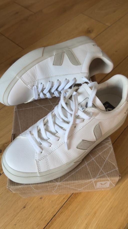 Buy & Sell North Harrow Harrow - Photos for Veja trainers