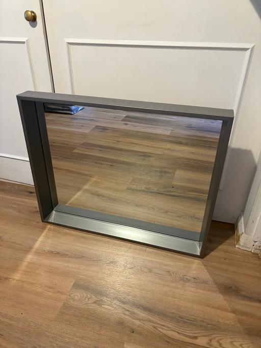 Buy & Sell Saint Albans St. Albans - Photos for Hanging wall mirror