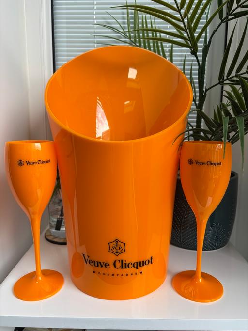 Buy & Sell Pear Tree Derby - Photos for Veuve Clicquot Orange Champagne Ice Bucket