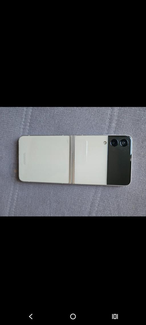Buy & Sell Hasbury Dudley - Photos for samsung galaxy flip 3 256GB