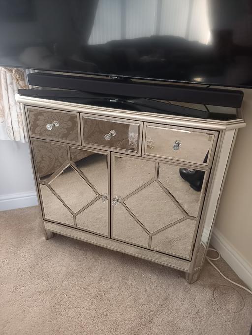 Buy & Sell Chapmans Hill Bromsgrove - Photos for living room furniture