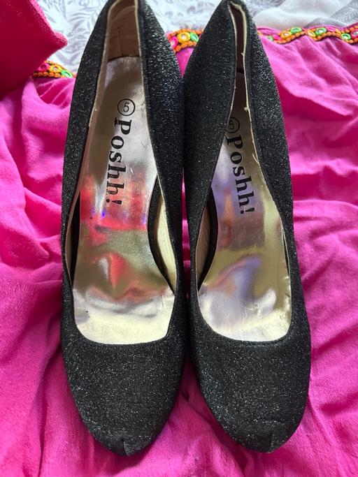 Buy & Sell Hertford East Hertfordshire - Photos for Posh evening shoes