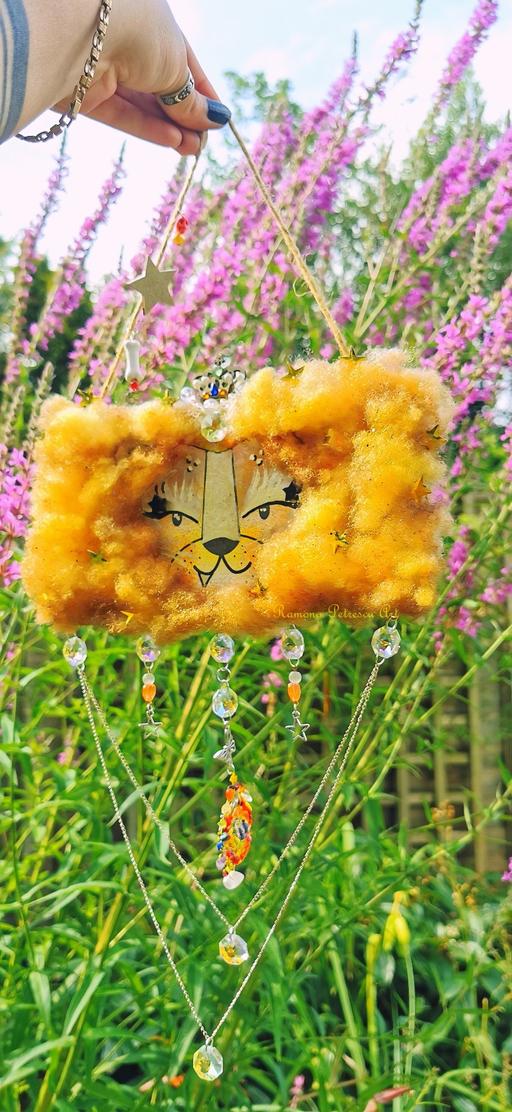 Buy & Sell Erdington Birmingham - Photos for 🦁Royal Lioness Chakra Crystals Suncatcher