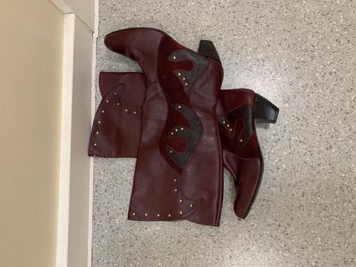 Buy & Sell South Tottenham North London - Photos for Vintage Burgundy Leather Boots